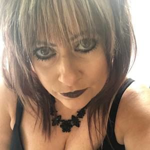 Meet your Posher, Traci